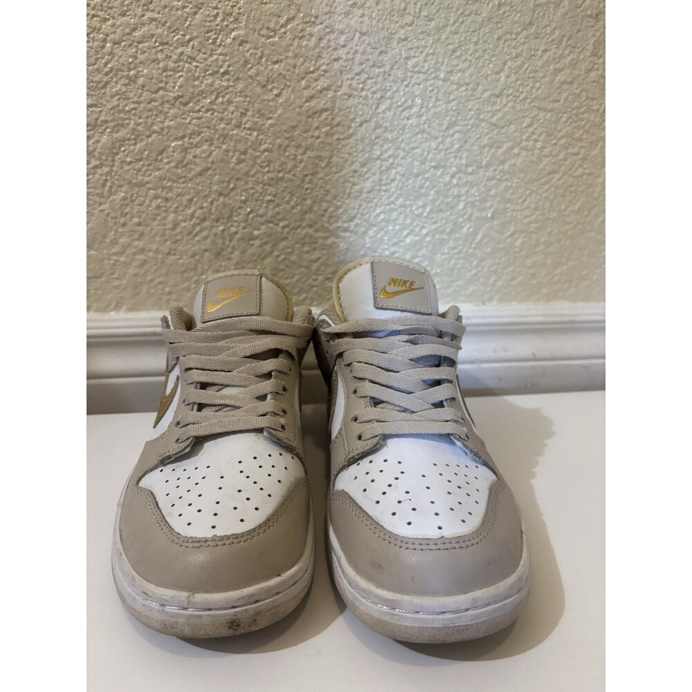 Nike Dunk Low Phantom Metallic Gold Women’s Size 7 DX5930-001 Sanddrift Sail